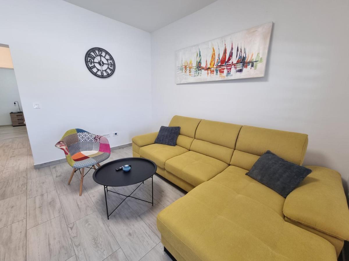 Apartment Madison