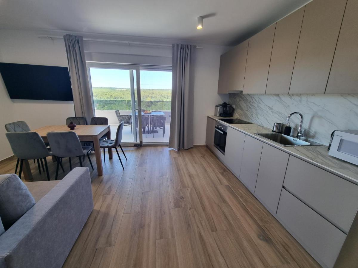 Madison Apartman *